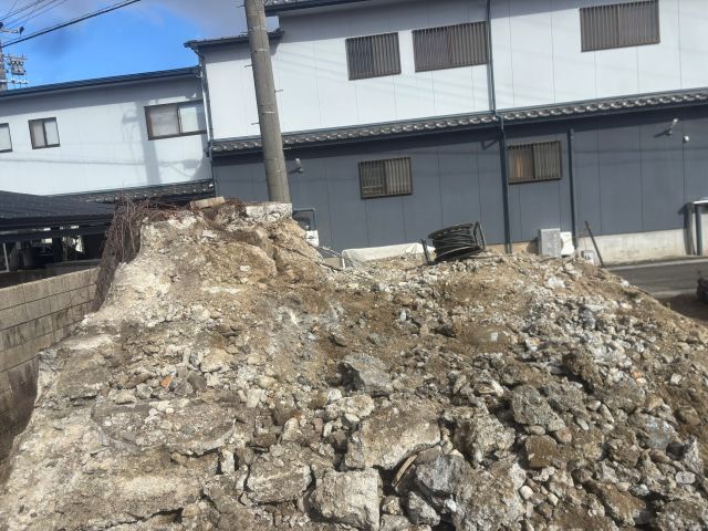 桑名市佛眼院　永代供養墓工事　⑦無縁塚解体